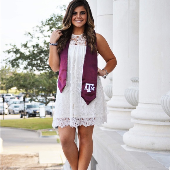 Meet your Posher, Mackenzie - Picture 7 of 7